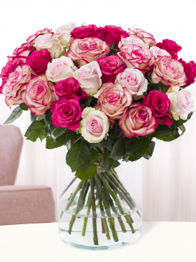Feurig-Rosa Rosenstrauß Feurig-Rosa